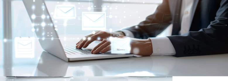 DIE DIGITALISIERUNG BEZIEHT SICH UNTER ANDEREM AUF DIE UMWANDLUNG ANALOGER INFORMATIONEN IN DIGITALE FORMATE MIT HILFE VON SCANNERN UND OCR.